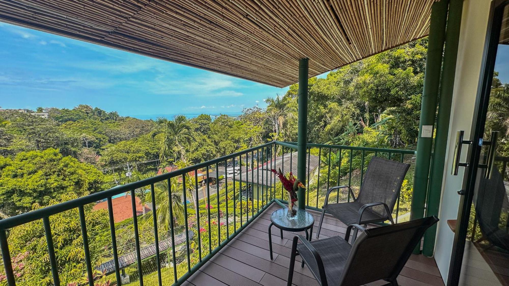 Tabulia Tree Hotel Manuel Antonio Exterior photo